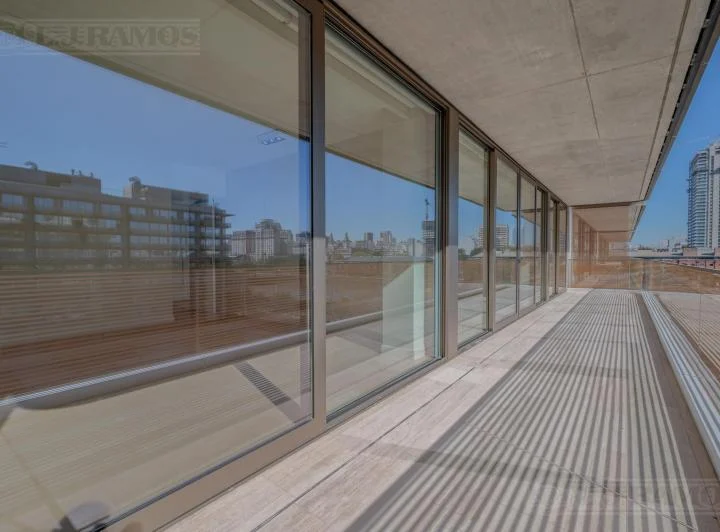 Oceana. Puerto Madero. 3 amb, 2 suites. 1 cochera . Sup 158m2. Amenities. 5