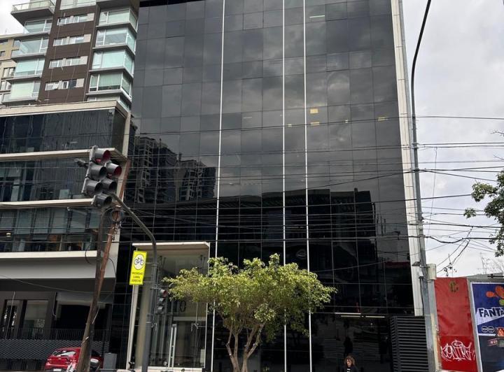 Alquiler de oficina de 296 m2 en Vicente López