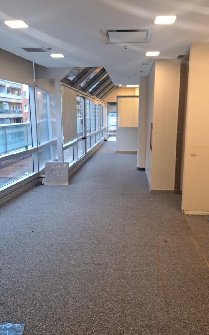 Foto de Alquiler de oficina de 131 m2 en Puerto Madero, imagen 3