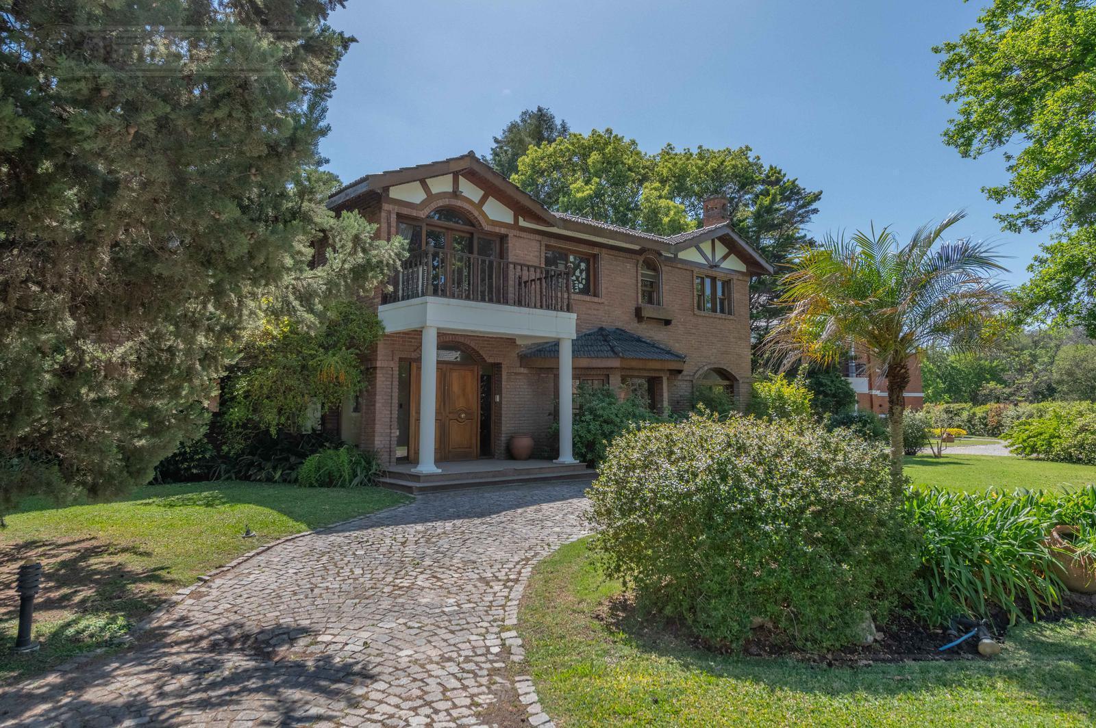 Casa en Village Golf
