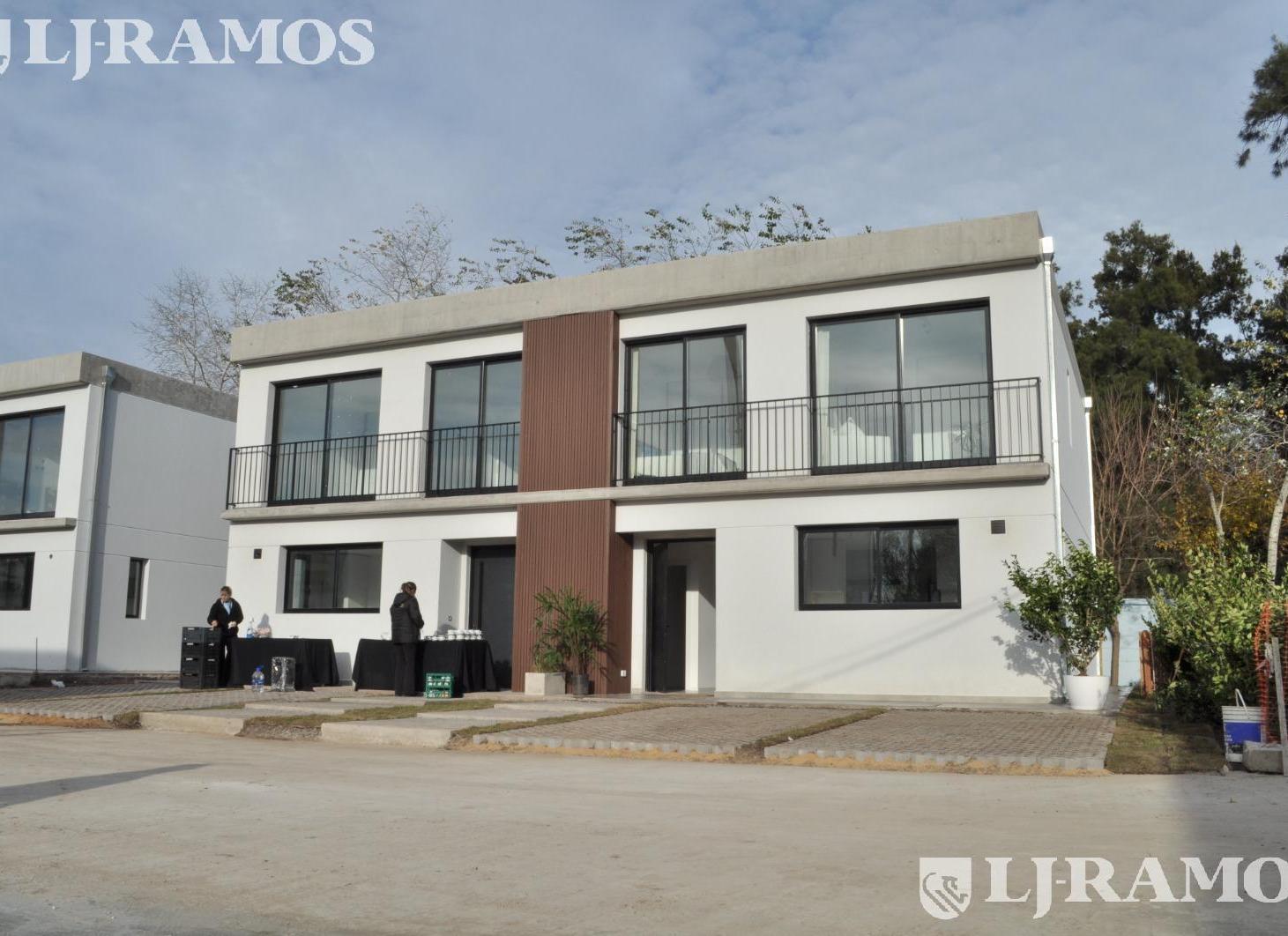Townhouse en venta en Benavidez