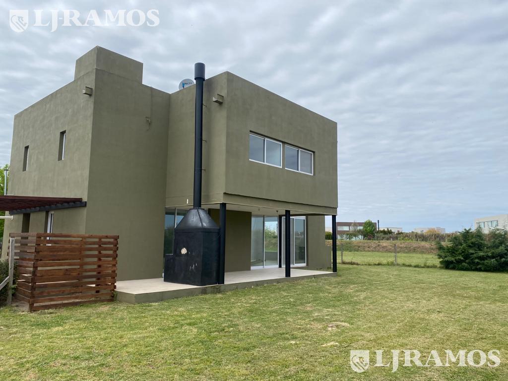 Casa con 3 dormitorios en venta en EL CANTON