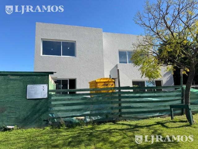 Casa en venta en el Barrio Vistas, Puertos / Escobar