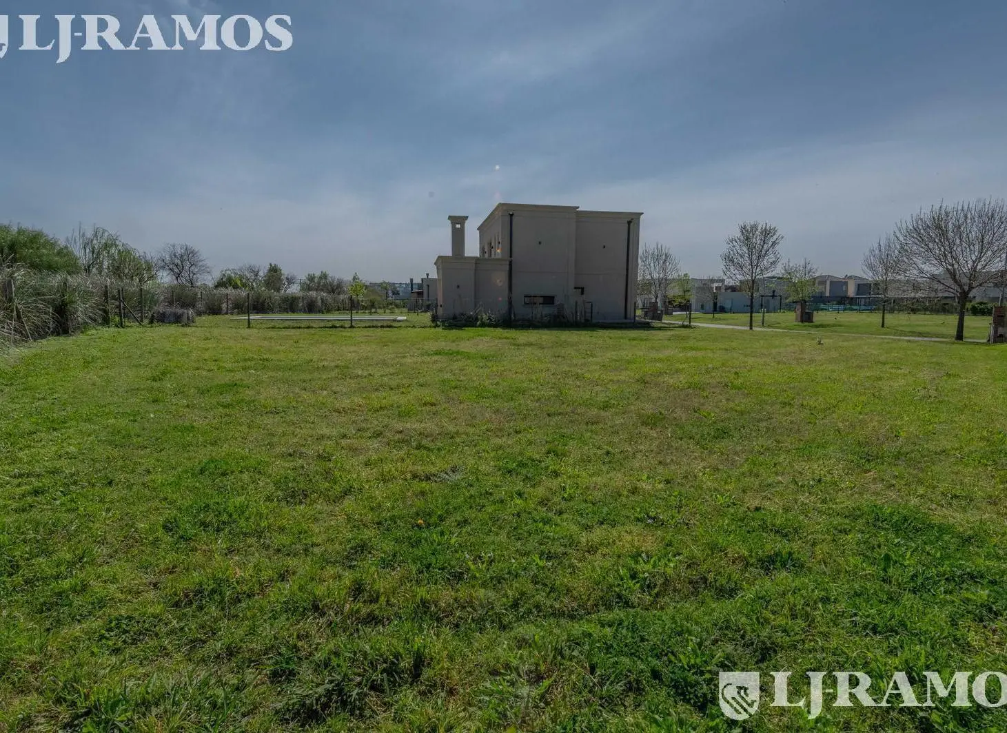 Último Terreno de los más amplios en venta en Araucarias 2
