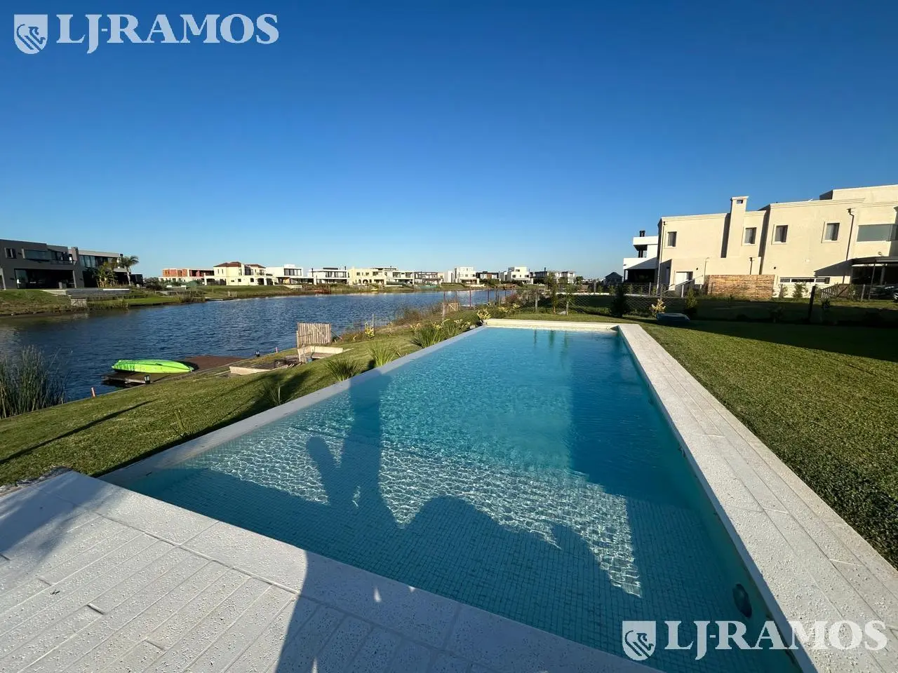 Casa en venta en el Barrio Costas,, Puertos / Escobar 1