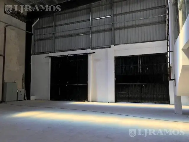 Depósito en San Martín 5