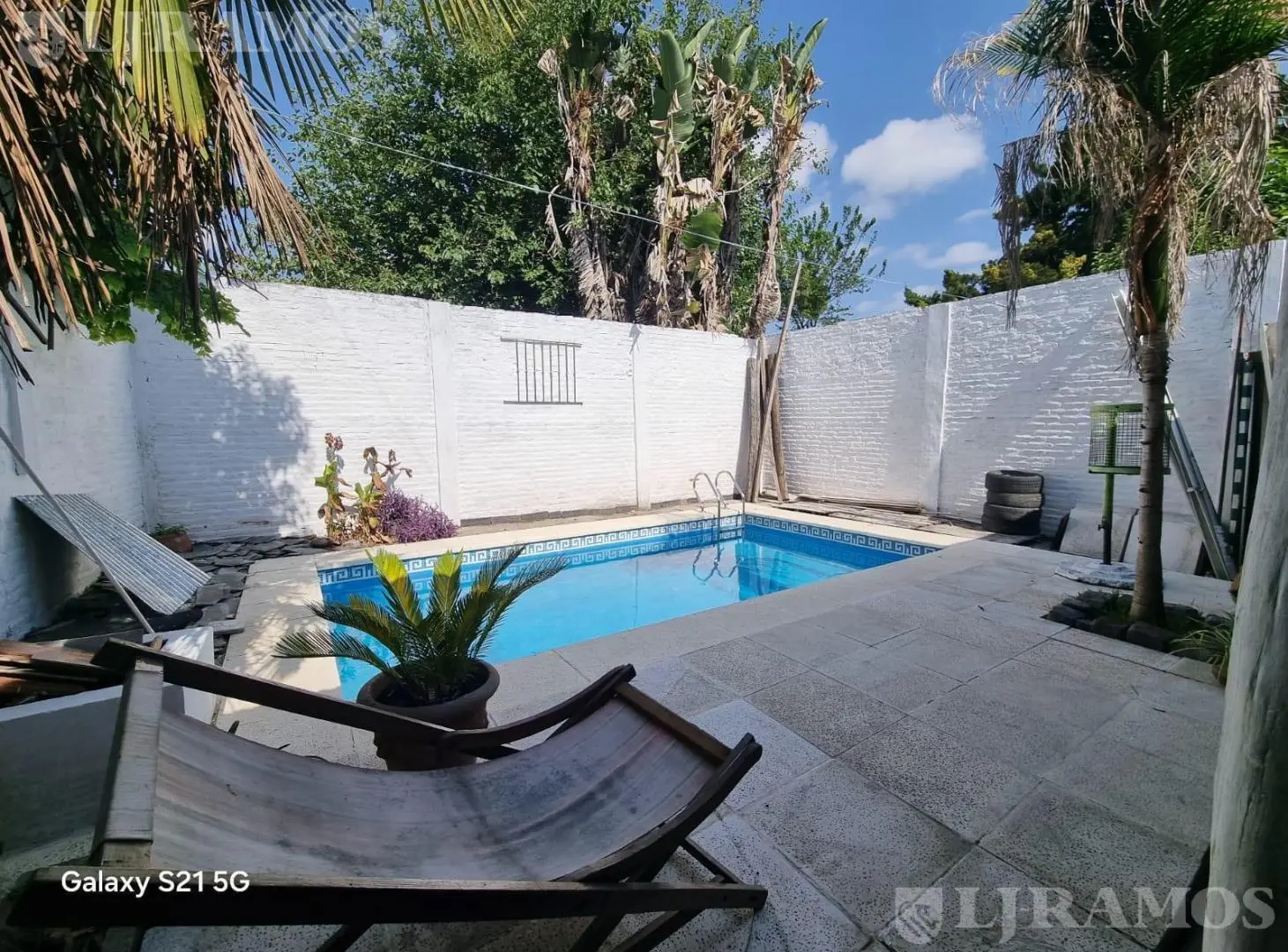 CASA EN VENTA EN PILAR CENTRO - A REFACCIONAR C/ PILETA 1