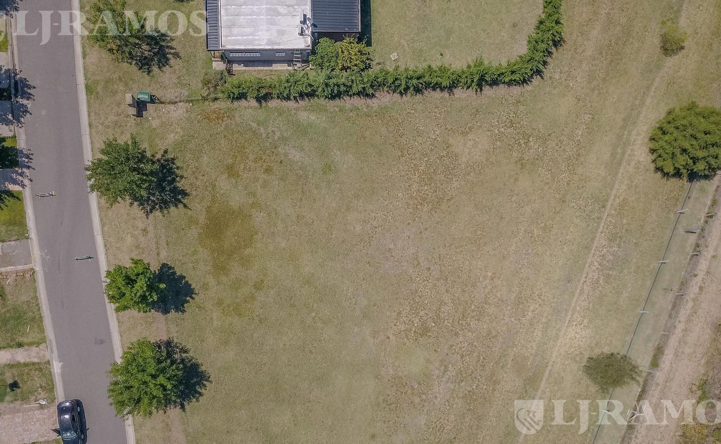 Lote OPORTUNIDAD Countries/B.Cerrado (Escobar) MB