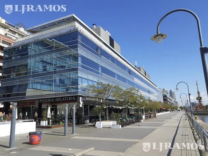 Alquiler de oficina de 380 m2 en Puerto Madero 3