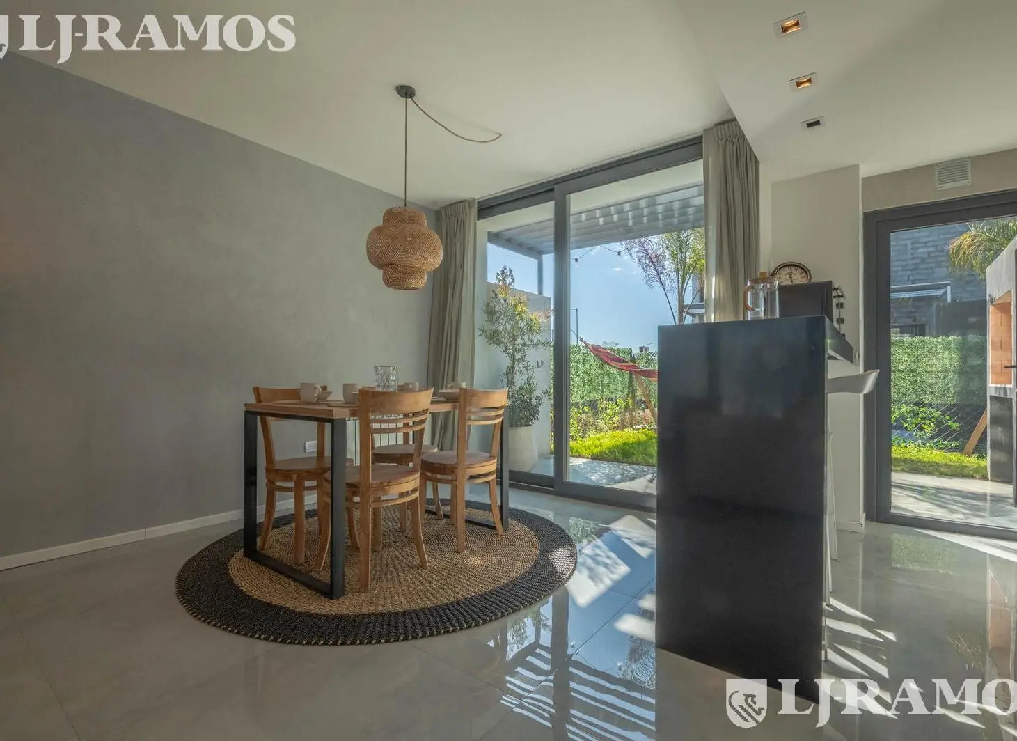 Casas a ESTRENAR en el Barrio Cerrado SUNNY- TIGRE 5