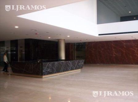 Foto de Alquiler de oficina de 2200 m2 en Olivos, imagen 1