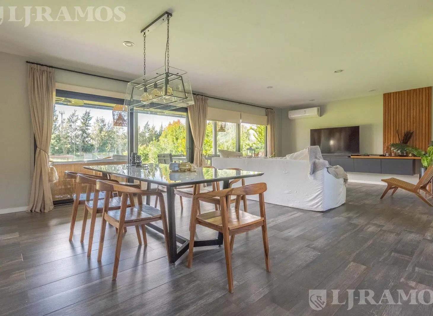 A laguna con 4 dormitorios en venta casa en Virazón - Nordelta. 5