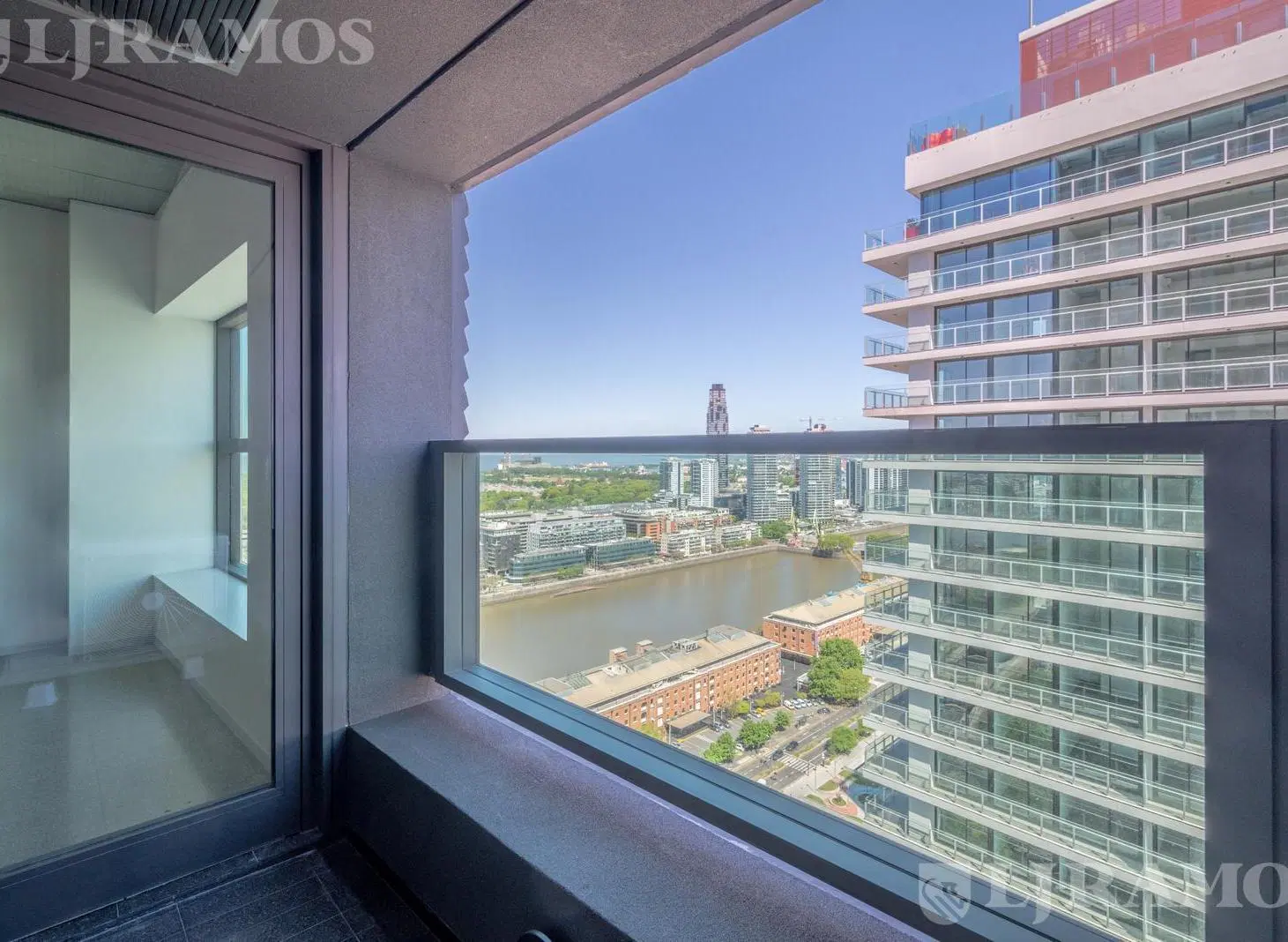 2amb. a estrenar Torre Huergo-Full Amenities-Vista a Diques 5