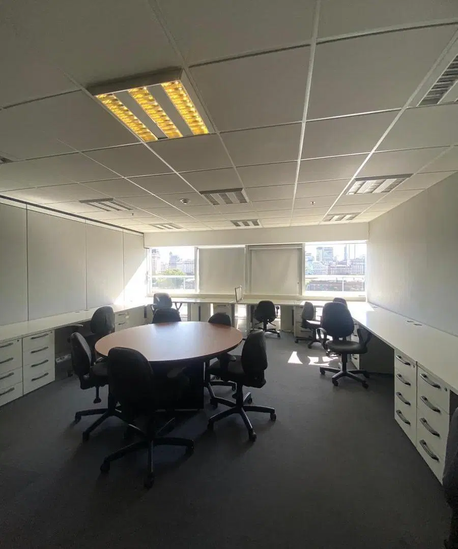 Alquiler de oficina de 351 m2 en Puerto Madero 4