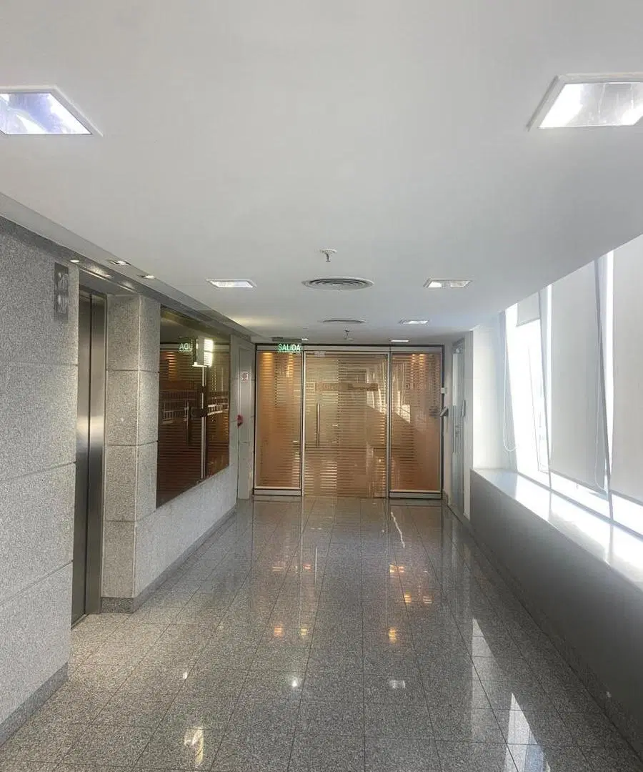 Alquiler de oficina de 357 m2 en Puerto Madero 5