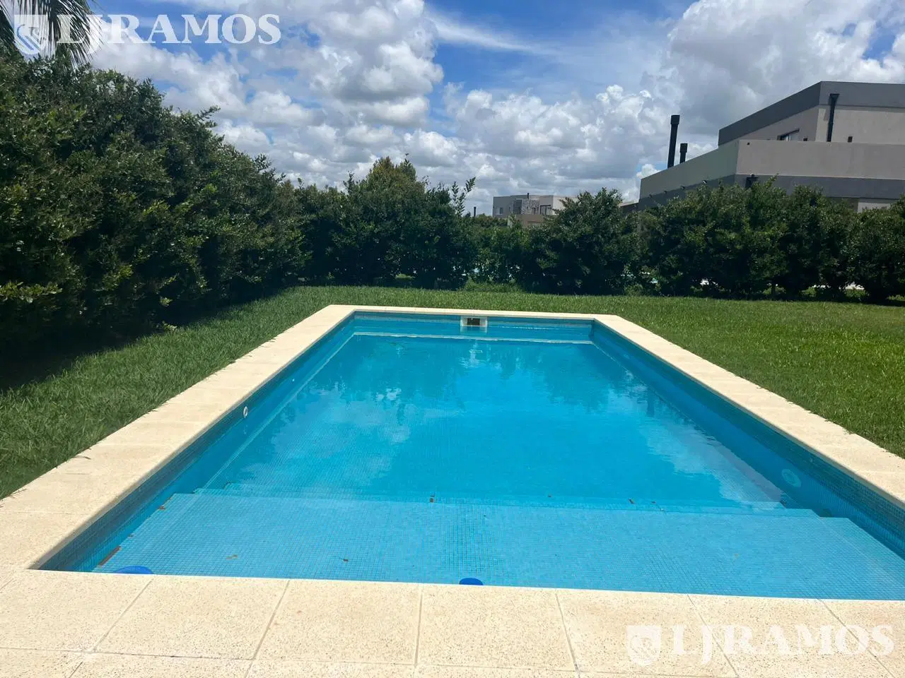 Casa en el Barrio Vistas Puertos ESCOBAR 2