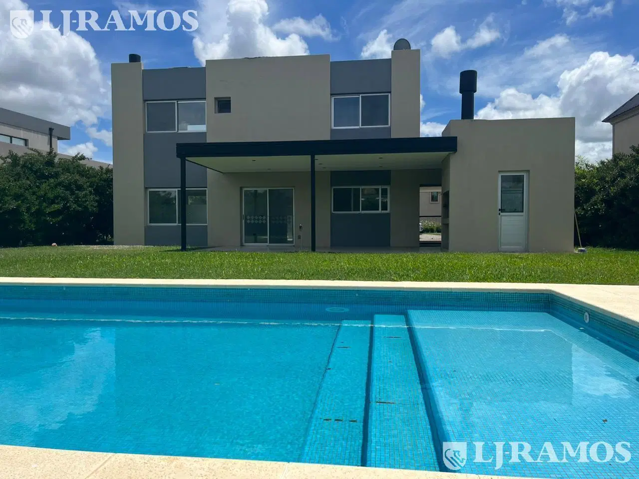 Casa en el Barrio Vistas Puertos ESCOBAR 2