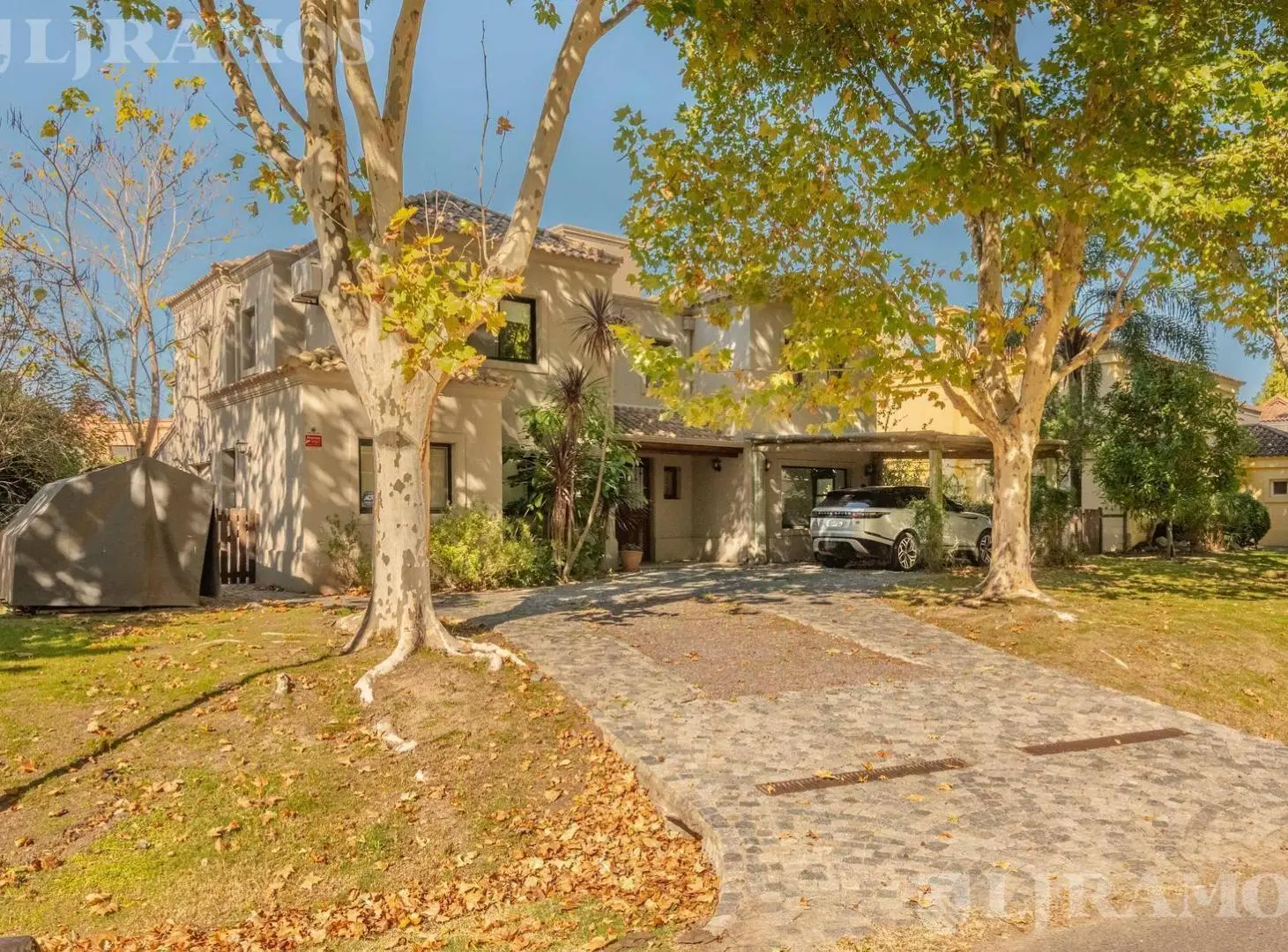 Casa en Ayres de Pilar 3