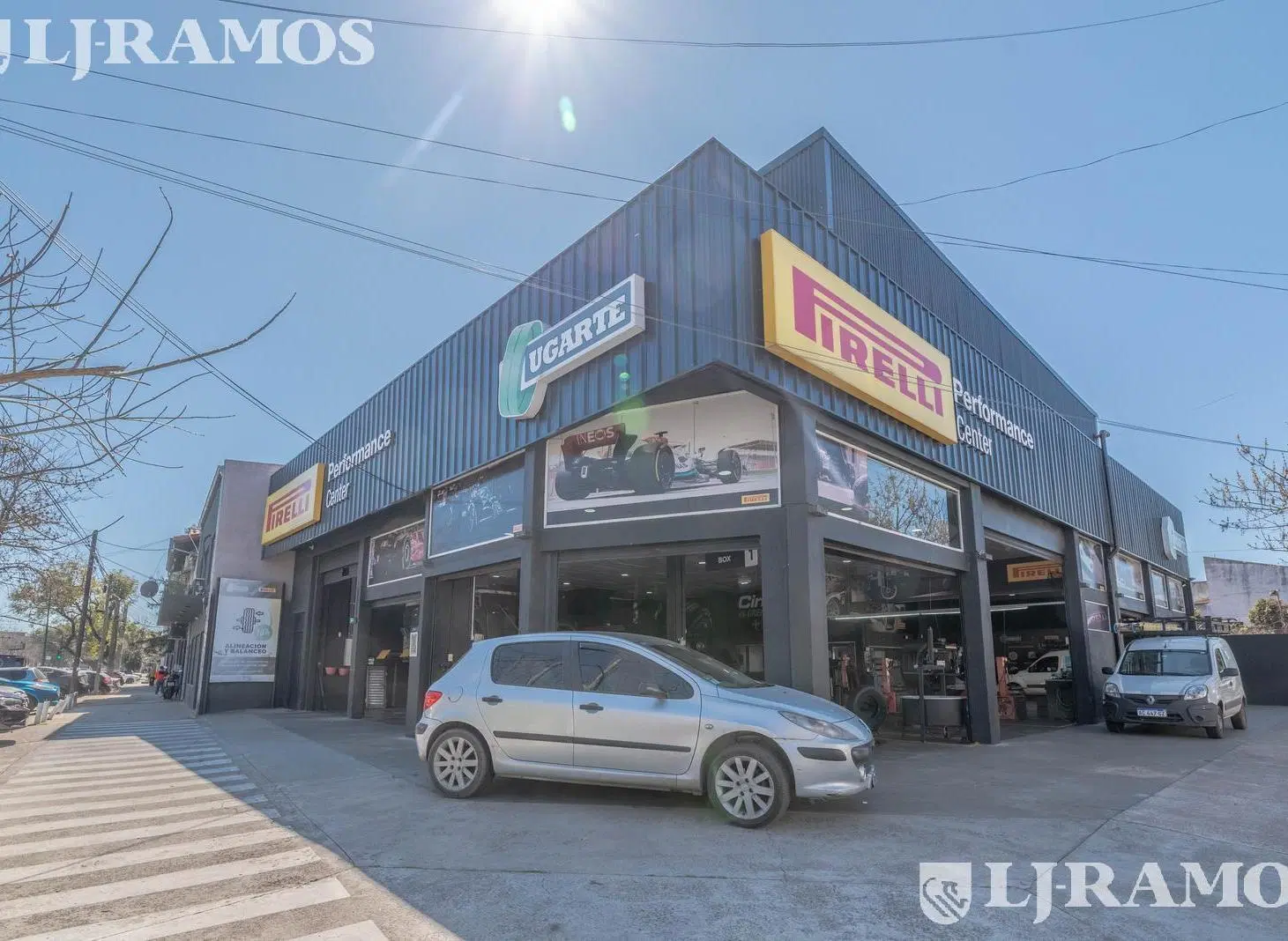 Excelente Local en Alquiler en San Isidro 2