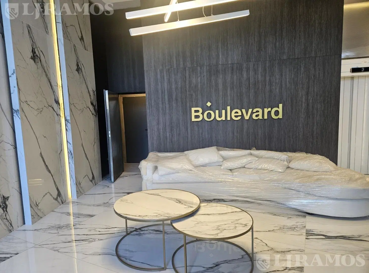 Departamento de 3 AMB   COCHERA en alquiler Brickell Boulevard 5