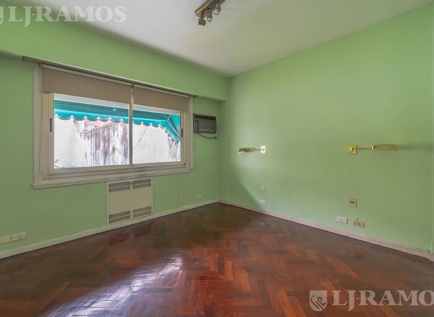 Departamento de 3 ambientes con balcón en Recoleta 3