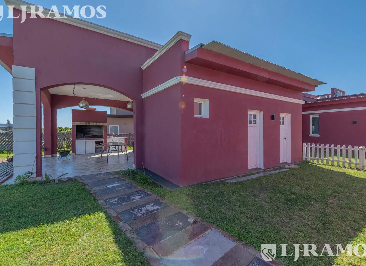 VENTA en  San Sebastián, área 12 MB 3