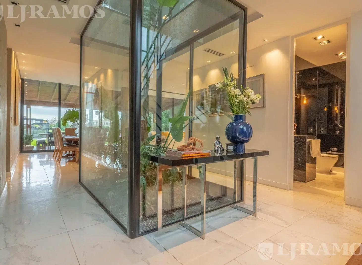 Casa con 4 dormitorios en venta y/o alquiler en Barbarita 5