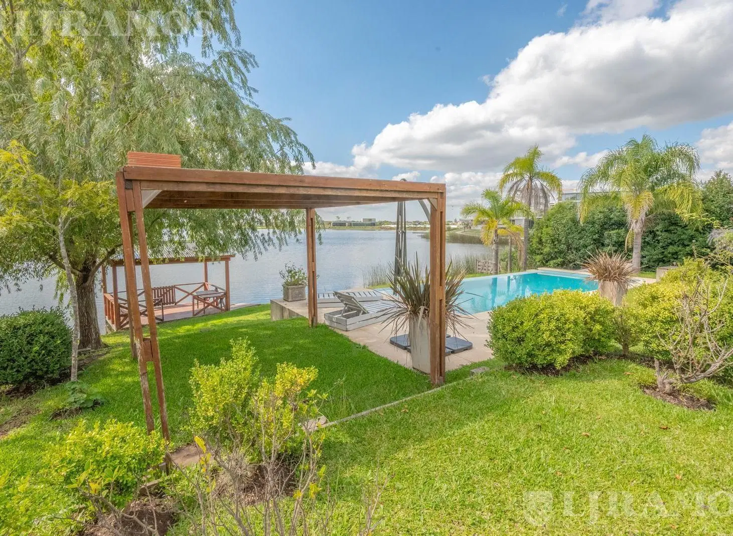 Casa AL LAGO en venta - Barrio Marinas  Puertos/ Escobar 4