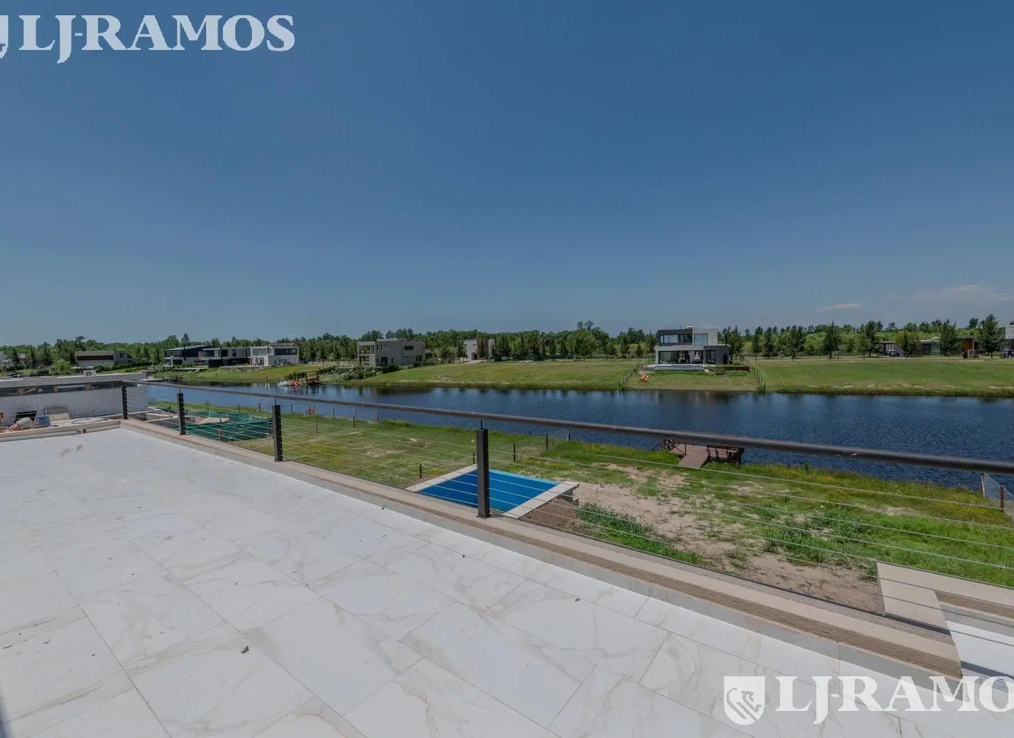 Casa - El Naudir a laguna con salida al rio PG 2
