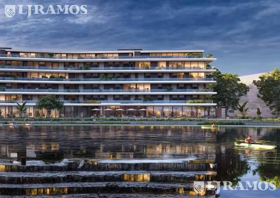 Departamento en venta en PB con jardin propio de 4 ambientes en  Puertos del Lago 5