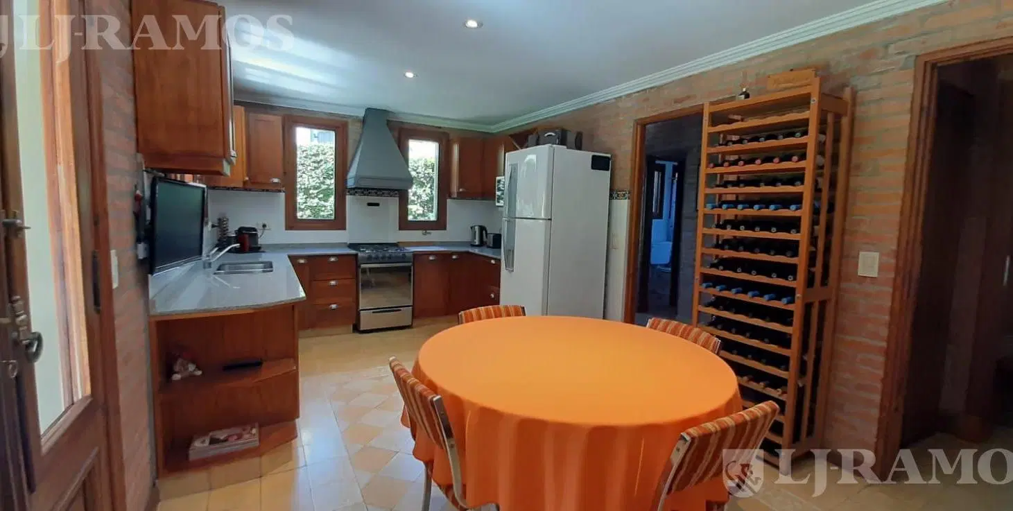VENTA Casa en Country  La Delfina 3