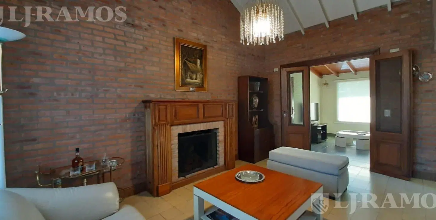 VENTA Casa en Country  La Delfina 5