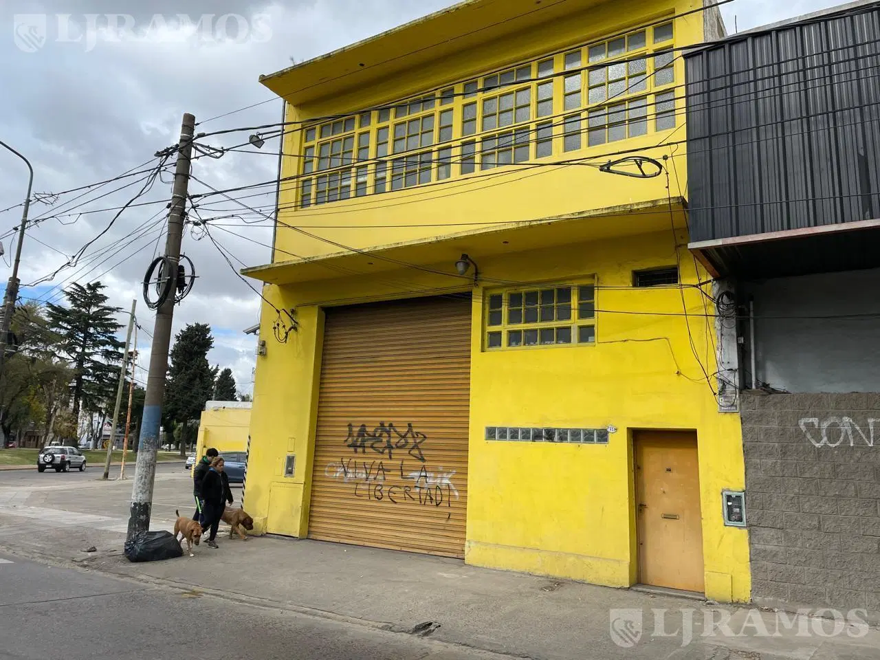 Depósito en Tres De Febrero 2