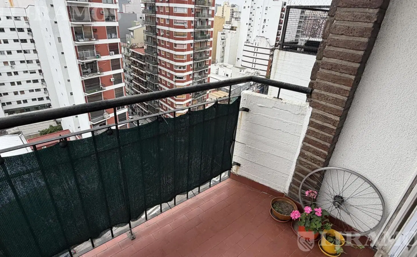 Departamento de 2 AMB con Balcon 1