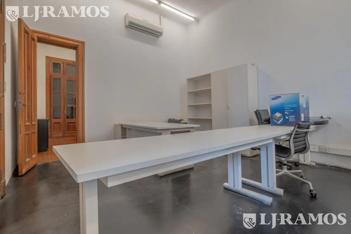 Casa apto comercial en venta en Colegiales 4