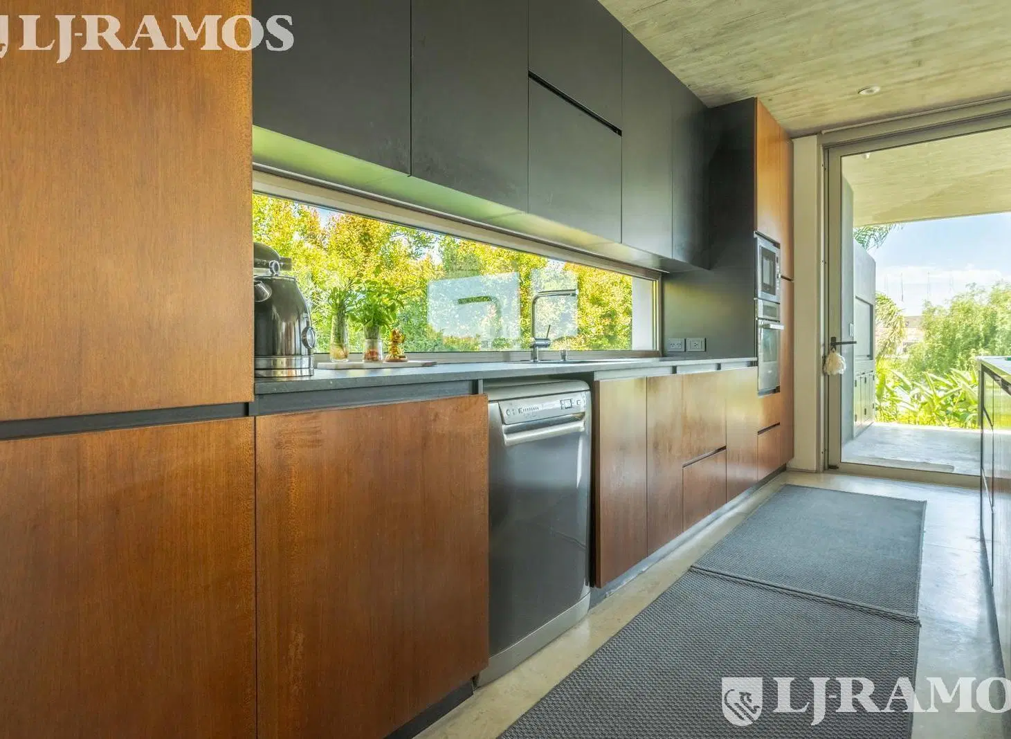 Importante Casa en Venta M Puertos - Gran Laguna con Diseño y Estilo PG 3