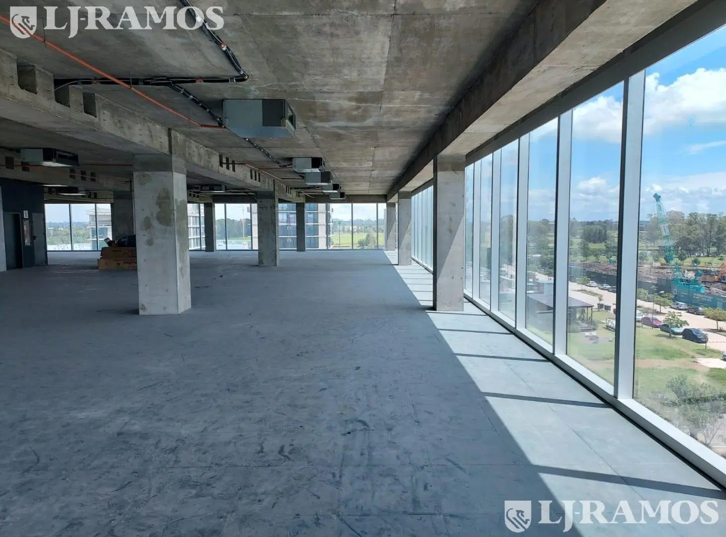 Alquiler de oficina de 268 m2 en Buenavista 3