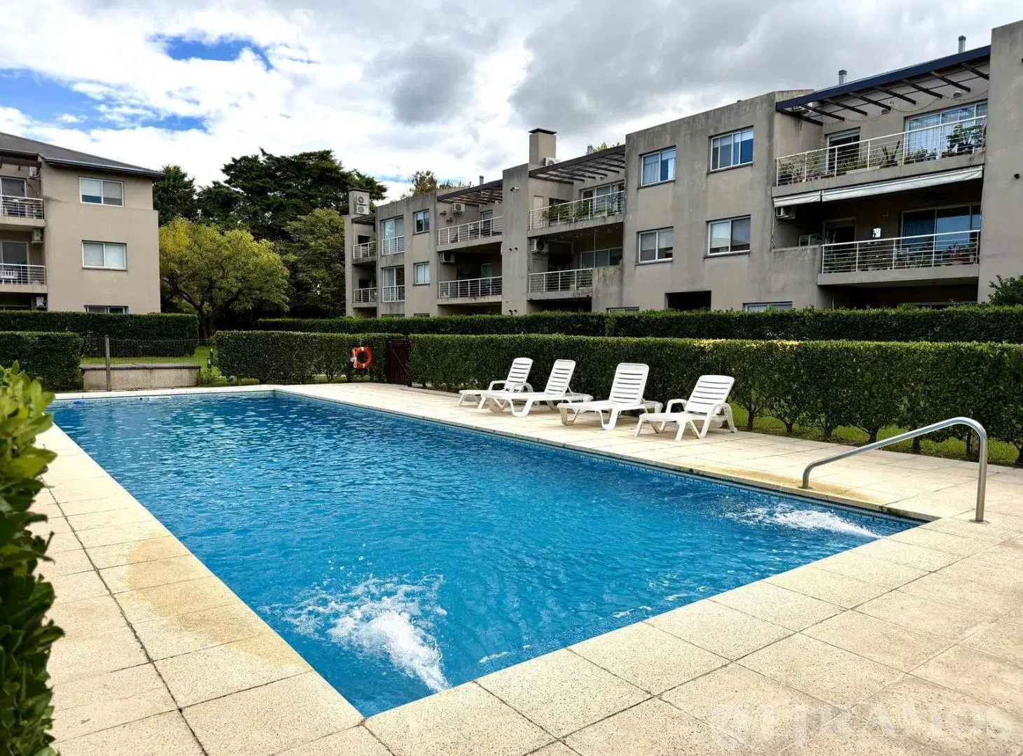 Departamento en planta baja de 2 ambientes en venta  en Los Naranjos, Tigre Centro. 3