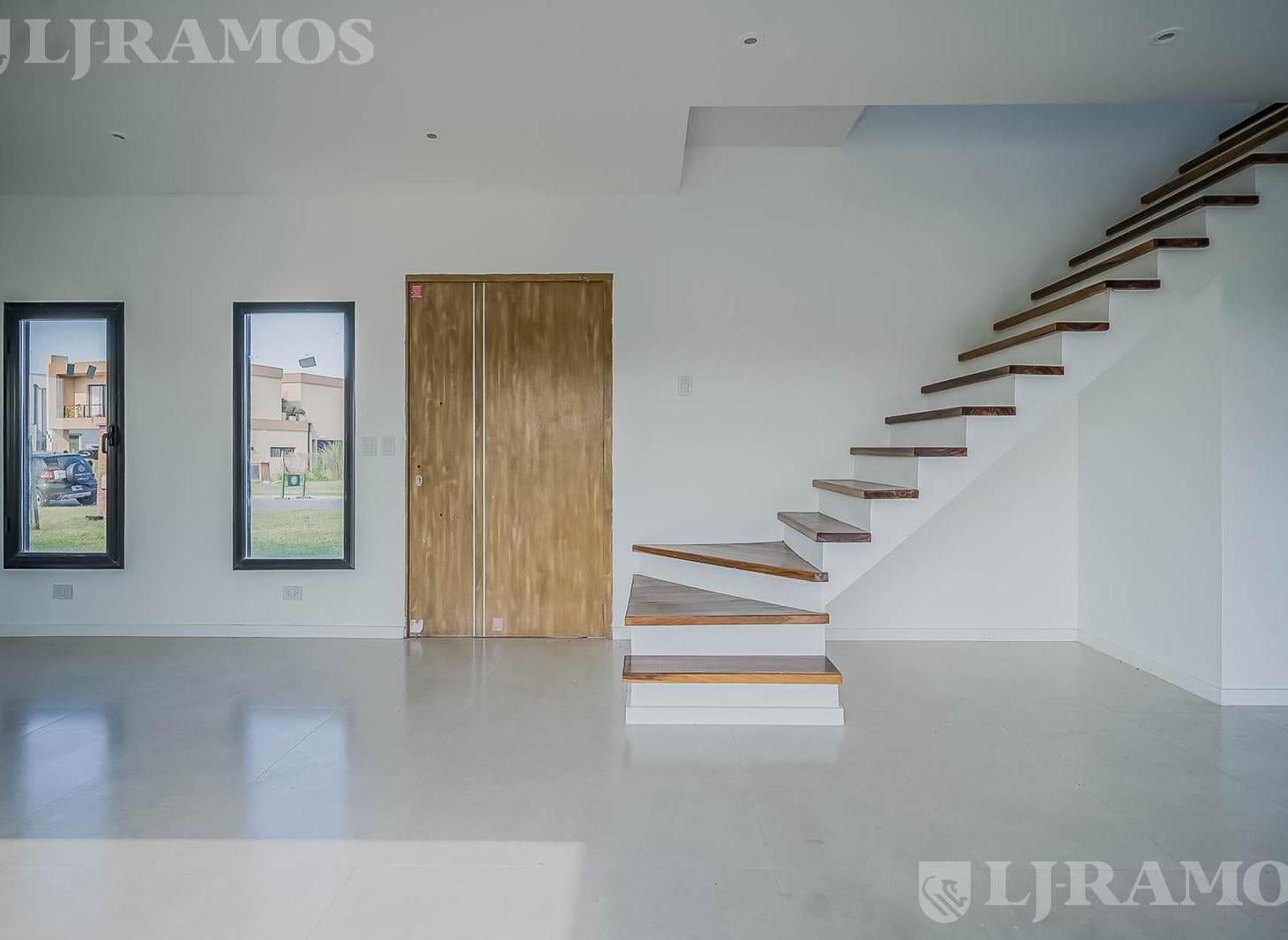 CASA EN OPORTUNIDAD A11  MB en San Sebastian
