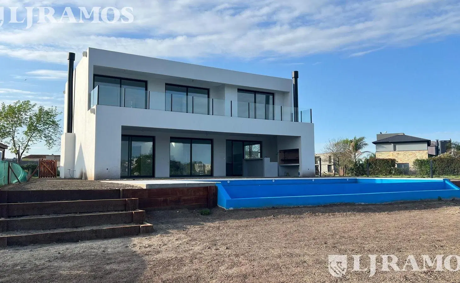 Casa en venta en Barrio Golf El Canton A la Laguna PG 2