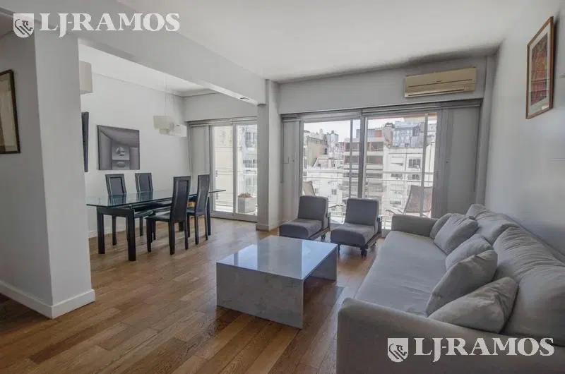 Boulevard Cerviño y Ugarteche. 3 ambientes impecable. Sup. 85.73 m2 1