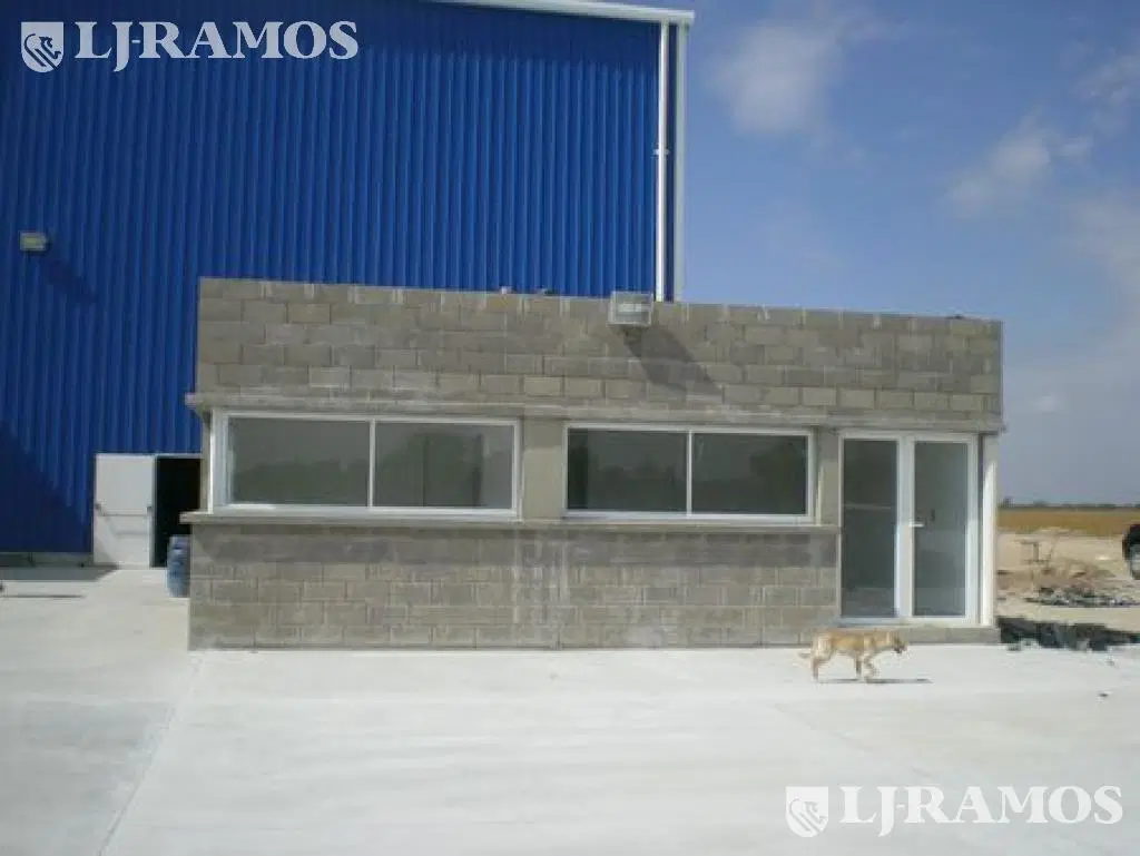 Depósito en Alquiler y Venta en Zárate 3