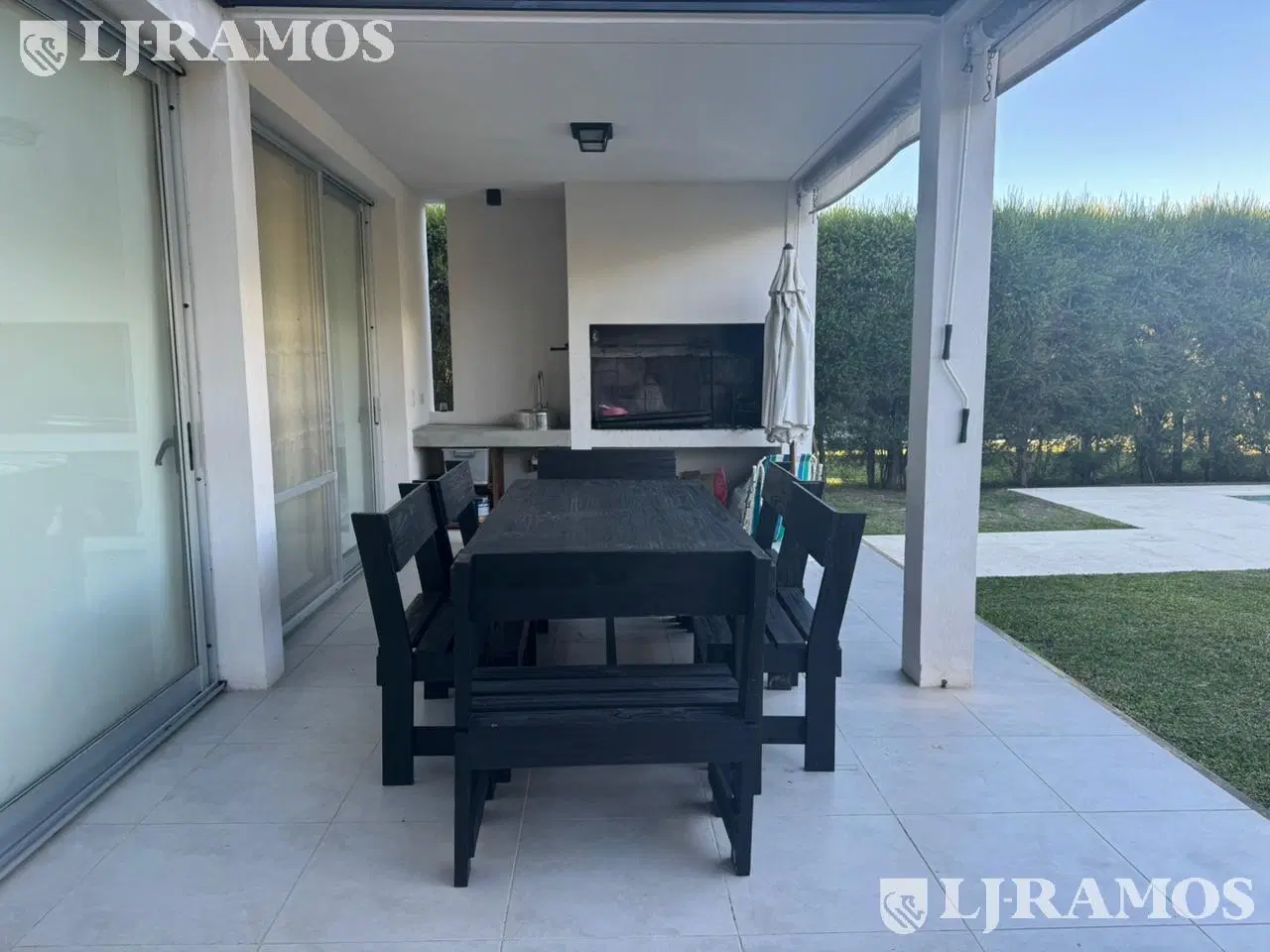 Casa con 3 dormitorios en venta y/o alquiler en Los Lagos, Nordelta. 1