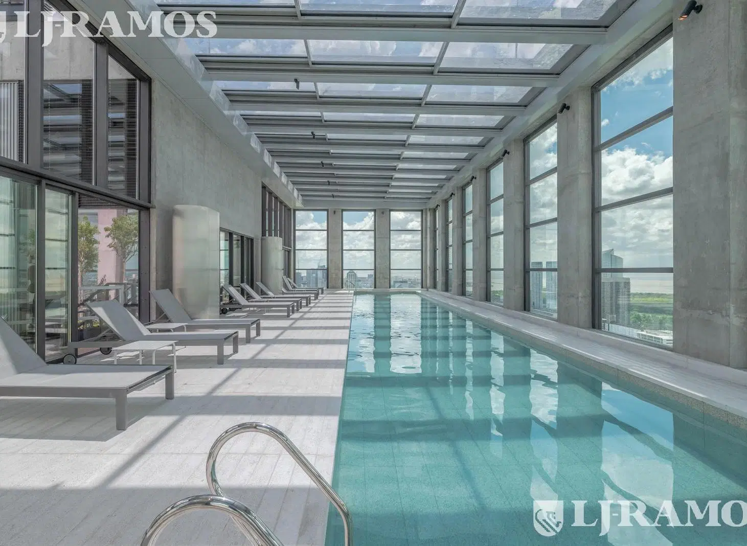 2amb.-estrenar-cochera-Torre Huergo-Full Amenities-Piso 26-Vista a Diques 3