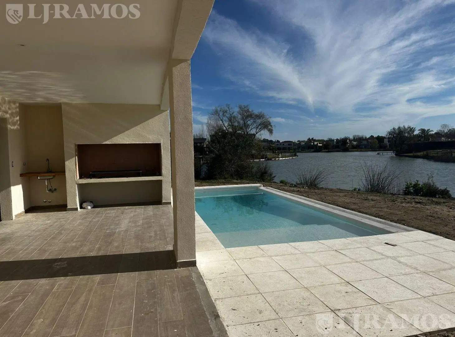 Casa en Venta A LAGUNA CENTRAL 360* de vista de agua PG 8