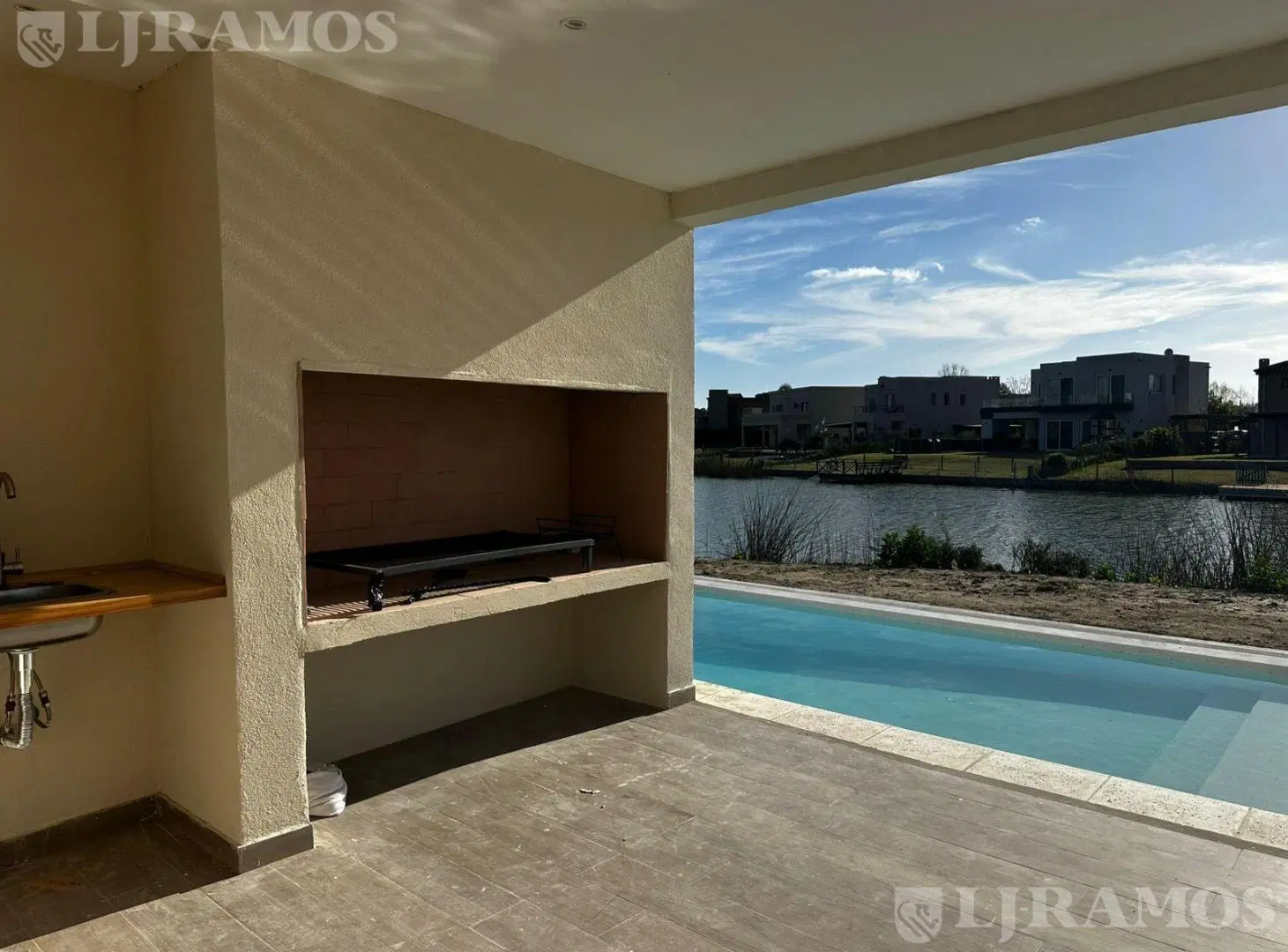 Casa en Venta A LAGUNA CENTRAL 360* de vista de agua PG 3