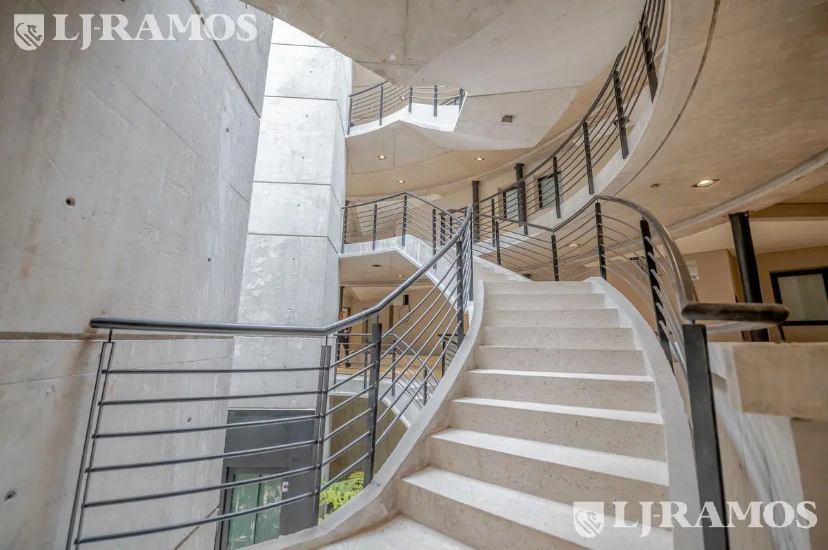 Venta Departamento 4 ambientes en Lomas de San Isidro 3