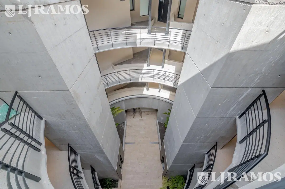 Venta Departamento 4 ambientes en Lomas de San Isidro 8