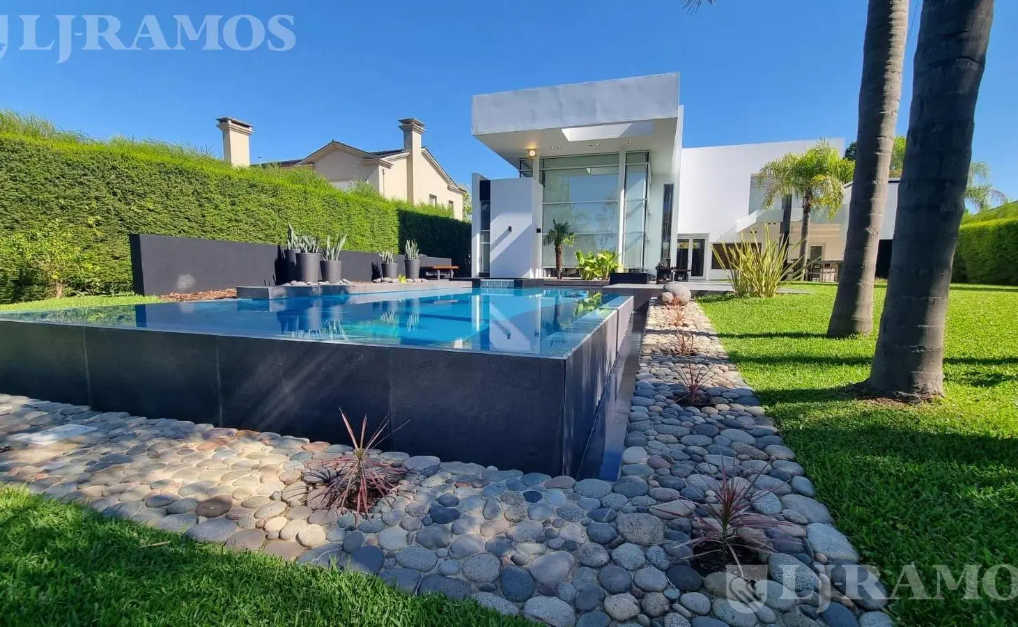 Casa en venta y/o alquiler en Los Castores - Nordelta 5