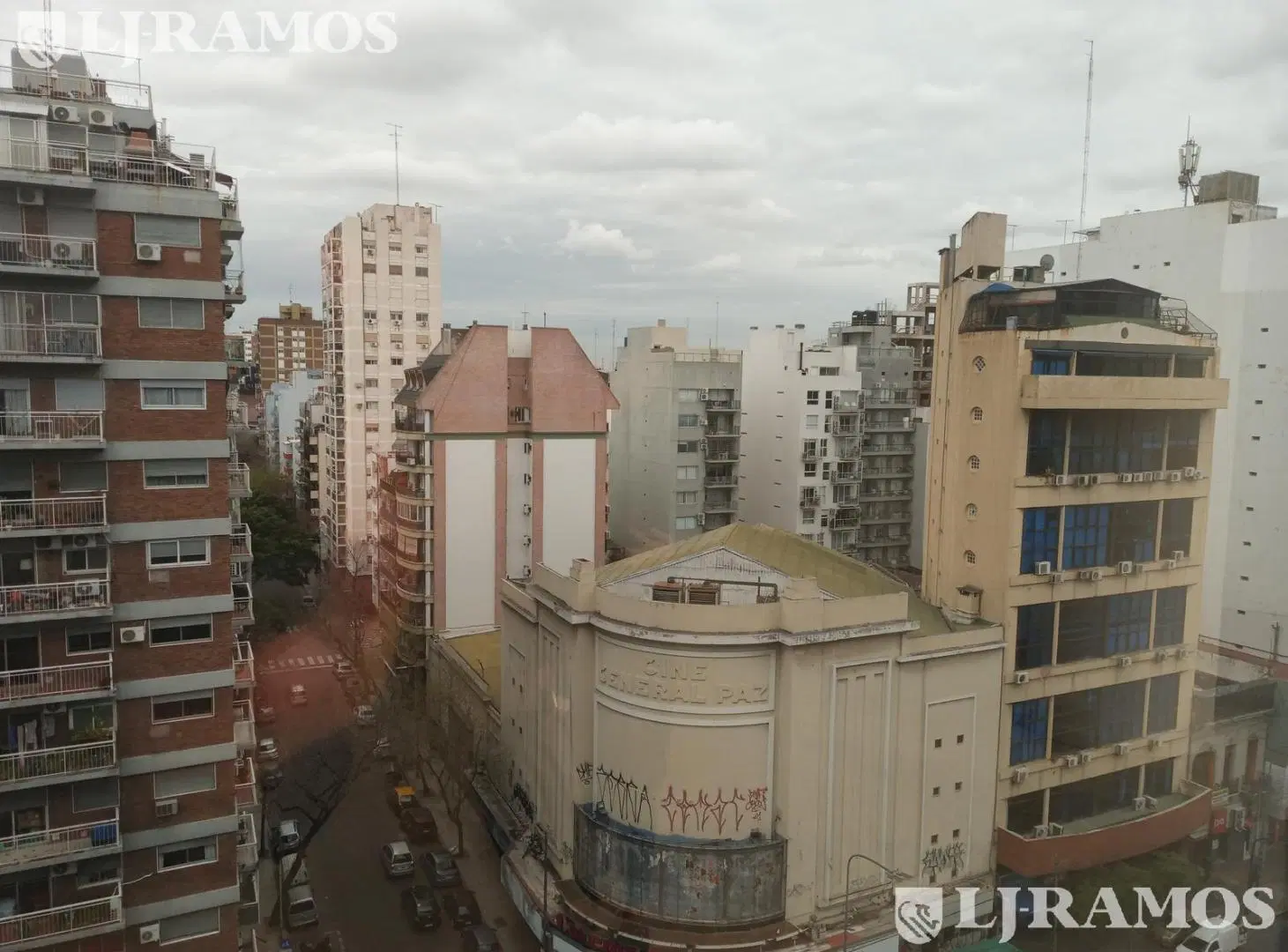 Alquiler de oficina de 370 m2 en Nuñez 2